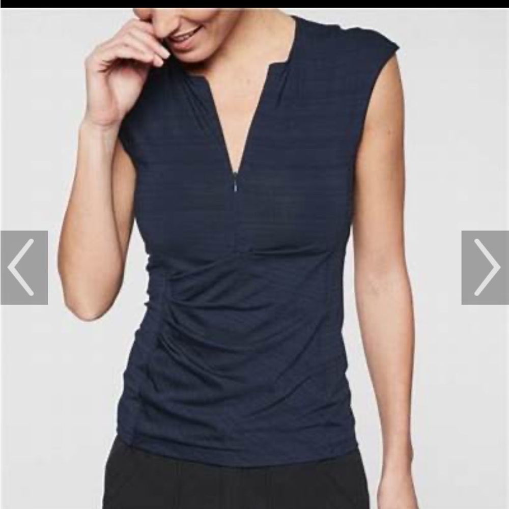 Athleta Pacifica sun shirt black size Small Tall.
